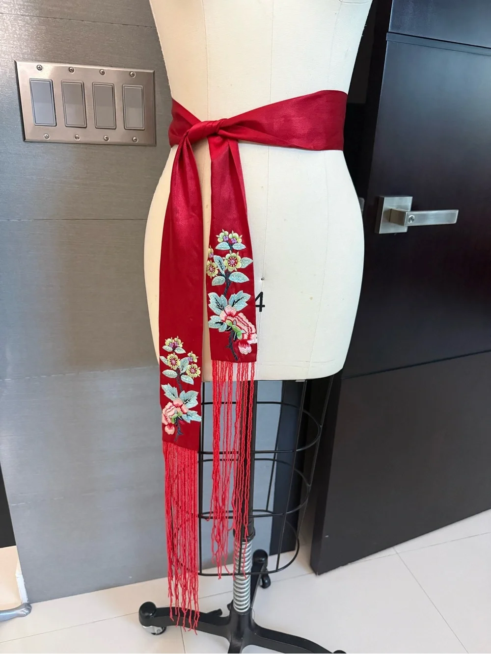 Vintage, silk belt\scarf with embroidery